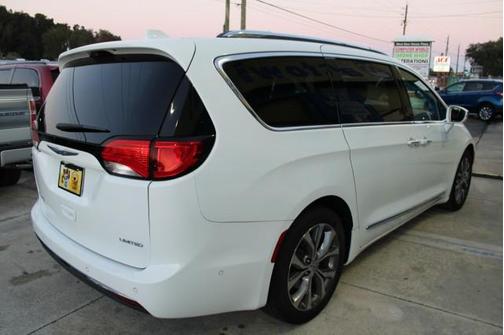 2018 Chrysler Pacifica Limited
