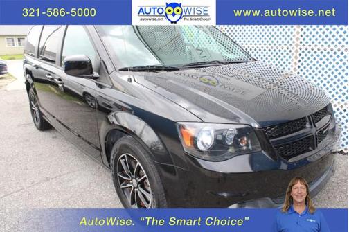 Black Onyx Crystal Pearlcoat 2019 Dodge Grand Caravan GT