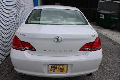 2006 Toyota Avalon XLS