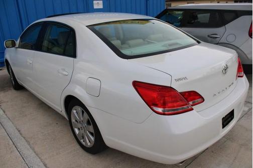 2006 Toyota Avalon XLS