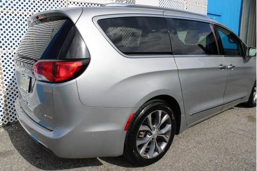 2019 Chrysler Pacifica Limited