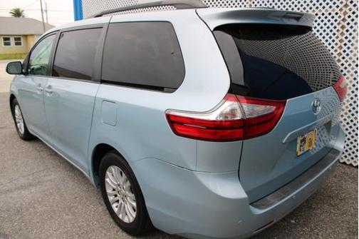 2015 Toyota Sienna XLE Premium