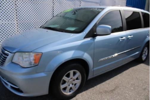 2012 Chrysler Town & Country Touring