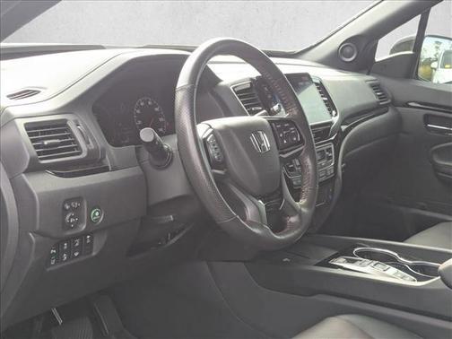 2025 Honda Ridgeline Black