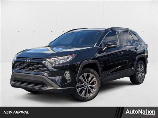 2019 Toyota RAV4 XLE Premium