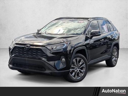 2019 Toyota RAV4 XLE Premium