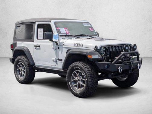 Bright White Clearcoat 2020 Jeep Wrangler Willys 4x4