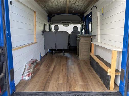 Oxford White 2015 Ford Transit-250 Base