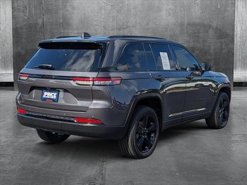 2023 Jeep Grand Cherokee Altitude