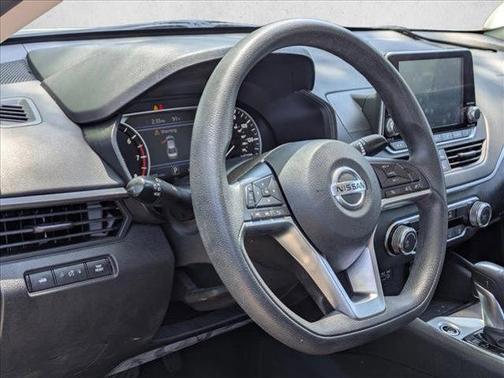 Glacier White 2019 Nissan Altima 2.5 S