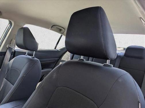 Glacier White 2019 Nissan Altima 2.5 S