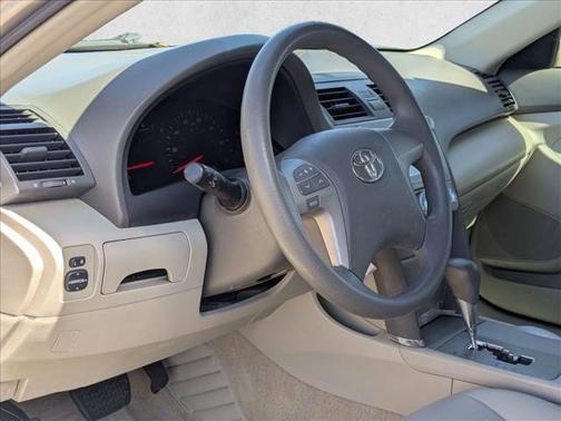 2009 Toyota Camry 4dr Sdn I4 Auto