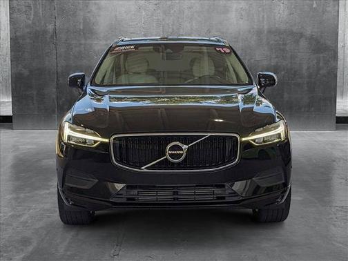 2019 Volvo XC60 T5 Momentum