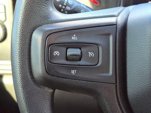 Summit White 2021 Chevrolet Silverado 1500 Custom