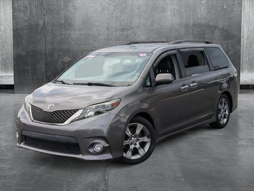 2013 Toyota Sienna SE