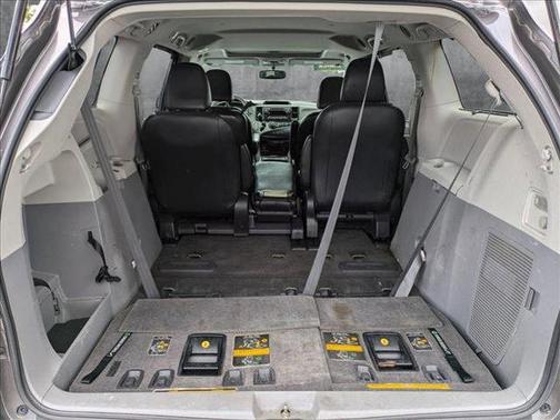 2013 Toyota Sienna SE