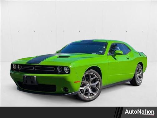 2017 Dodge Challenger SXT