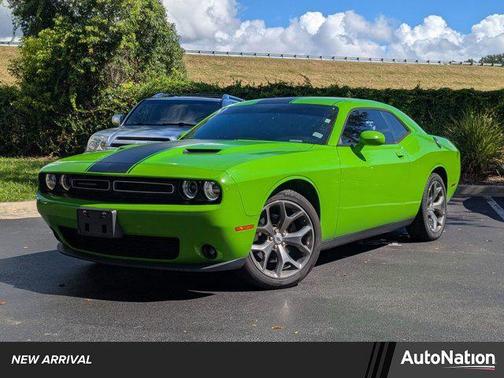 2017 Dodge Challenger SXT
