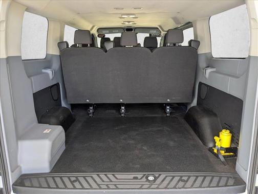 Oxford White 2018 Ford Transit-150 XL