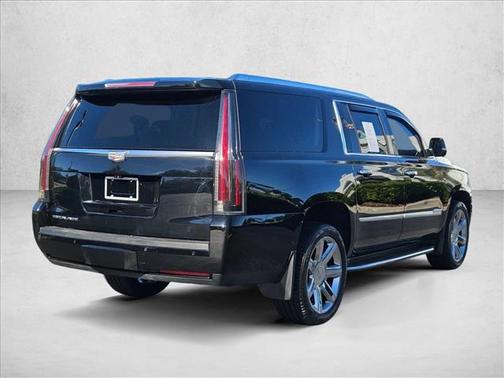 2018 Cadillac Escalade ESV Luxury