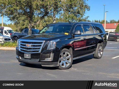 2018 Cadillac Escalade ESV Luxury