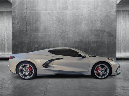 2021 Chevrolet Corvette Stingray w/2LT