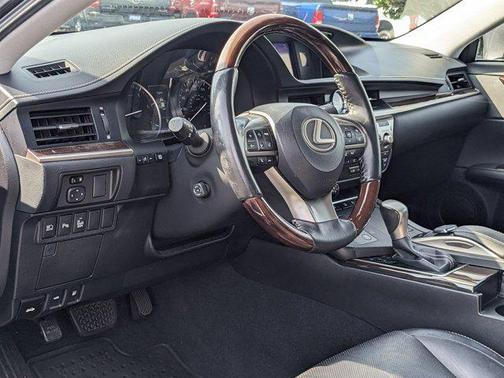 2017 Lexus ES 350 Base