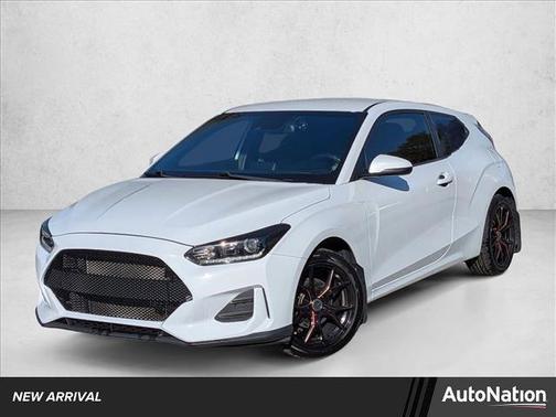 2020 Hyundai Veloster 2
