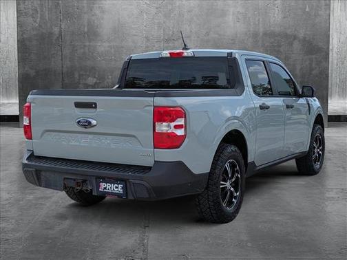 2022 Ford Maverick XL