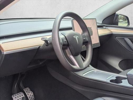 Silver/Gray 2025 Tesla Model Y Long Range Dual Motor Rear-Wheel Drive