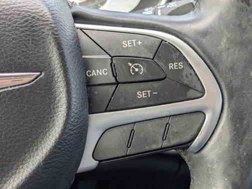 Granite Crystal Metallic Clearcoat 2015 Chrysler 200 Limited