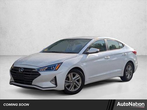 2019 Hyundai ELANTRA SEL