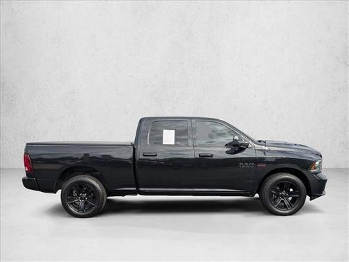 2017 RAM 1500 Night Crew Cab 4x4 6'4' Box