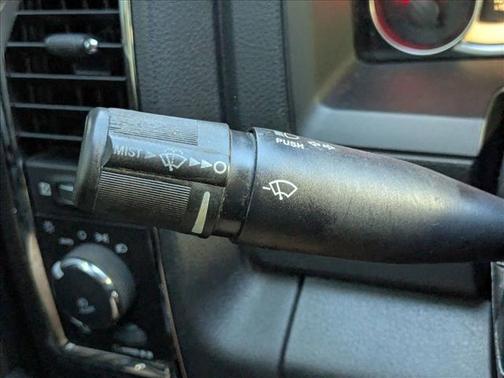 2017 RAM 1500 Night Crew Cab 4x4 6'4' Box