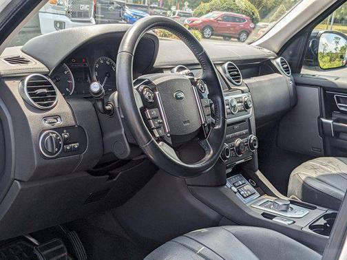 2016 Land Rover LR4 Base