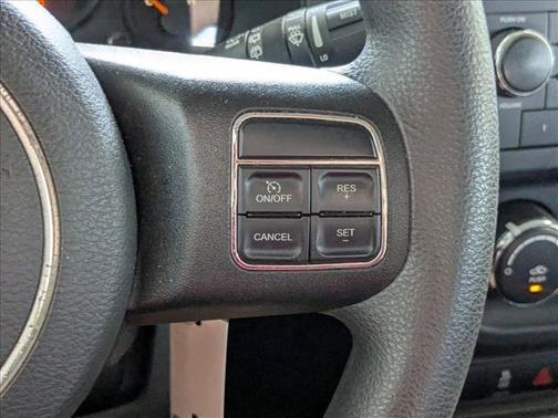 True Blue Pearlcoat 2014 Jeep Patriot Sport
