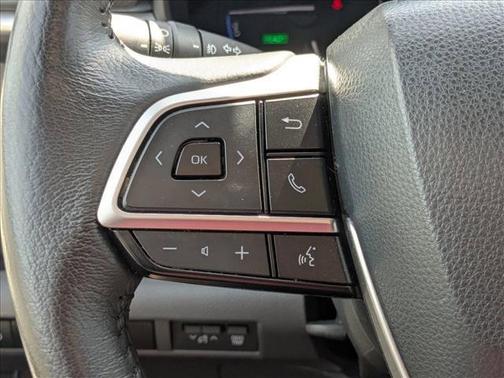 2024 Toyota Sienna XLE 8 Passenger