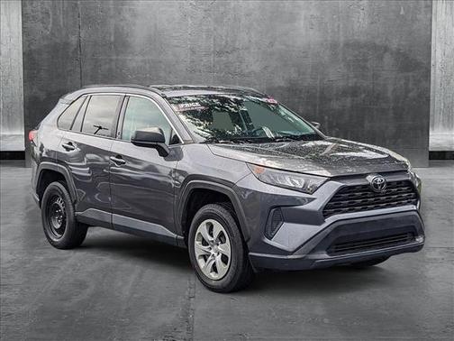 2020 Toyota RAV4 LE