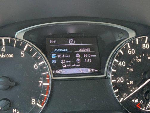 2016 Nissan Pathfinder SL