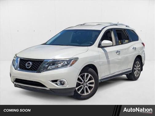 2016 Nissan Pathfinder SL