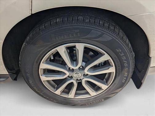 2016 Nissan Pathfinder SL