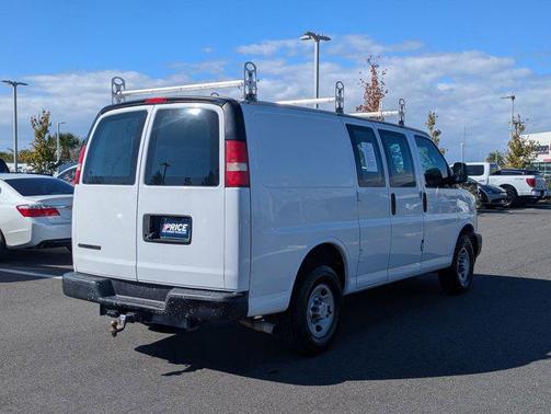 2017 Chevrolet Express 2500 Work Van