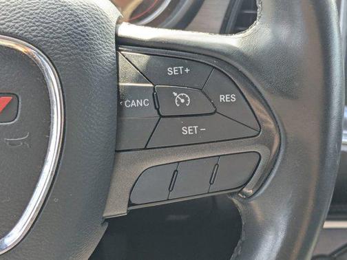 Pitch Black Clearcoat 2015 Dodge Challenger R/T