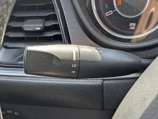 Pitch Black Clearcoat 2015 Dodge Challenger R/T