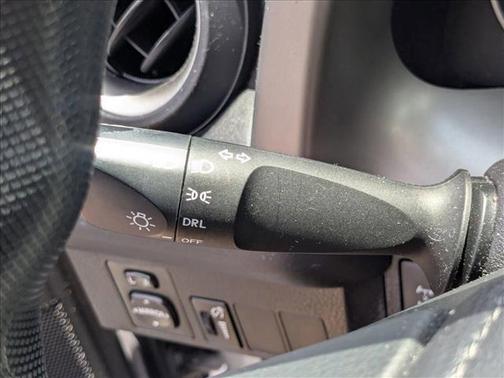 Silver Sky Metallic 2016 Toyota RAV4 LE