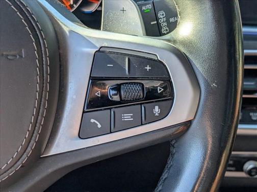 2022 BMW X7 M50i