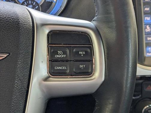 2013 Chrysler 300C Base