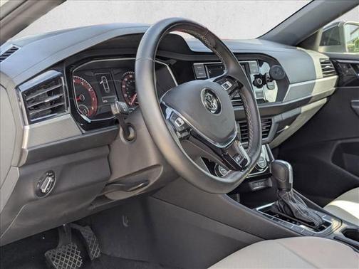 Pure White 2021 Volkswagen Jetta 1.4T R-Line