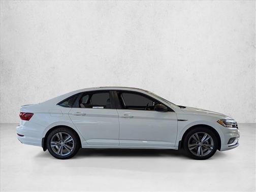 Pure White 2021 Volkswagen Jetta 1.4T R-Line