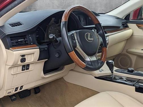 2014 Lexus ES 300h Base